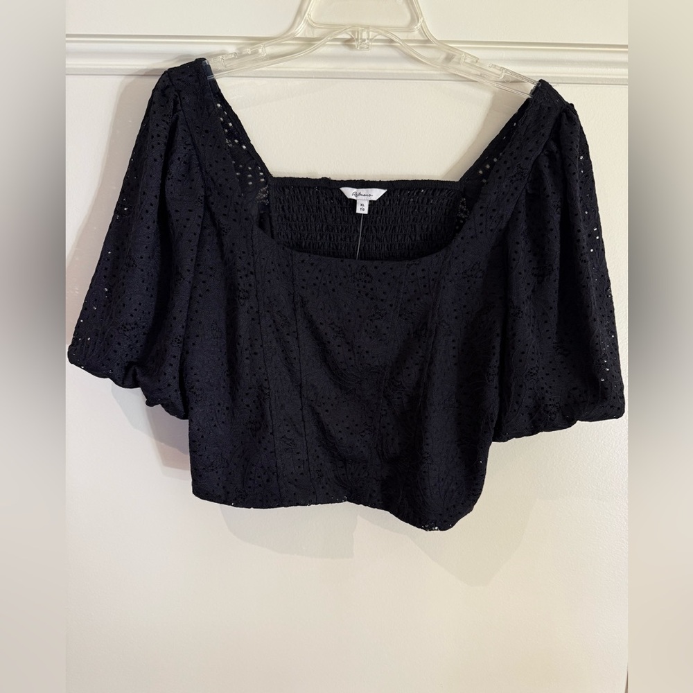 Reitman’s Black Crop Top US XL
